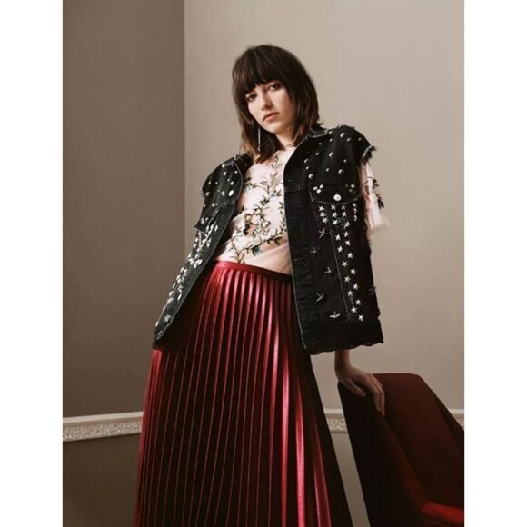 Zara Studded Vest - Picture 4 of 9